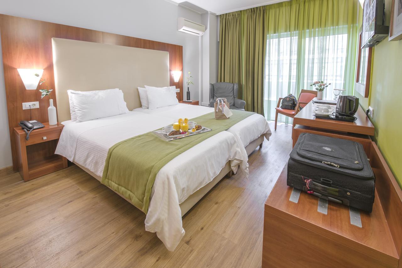 Polis Grand 4* Athens
